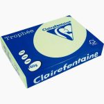 Paquet de 250 feuilles de papier 160g de format A4 vert golf TROPHEE CLAIREFONTAINE